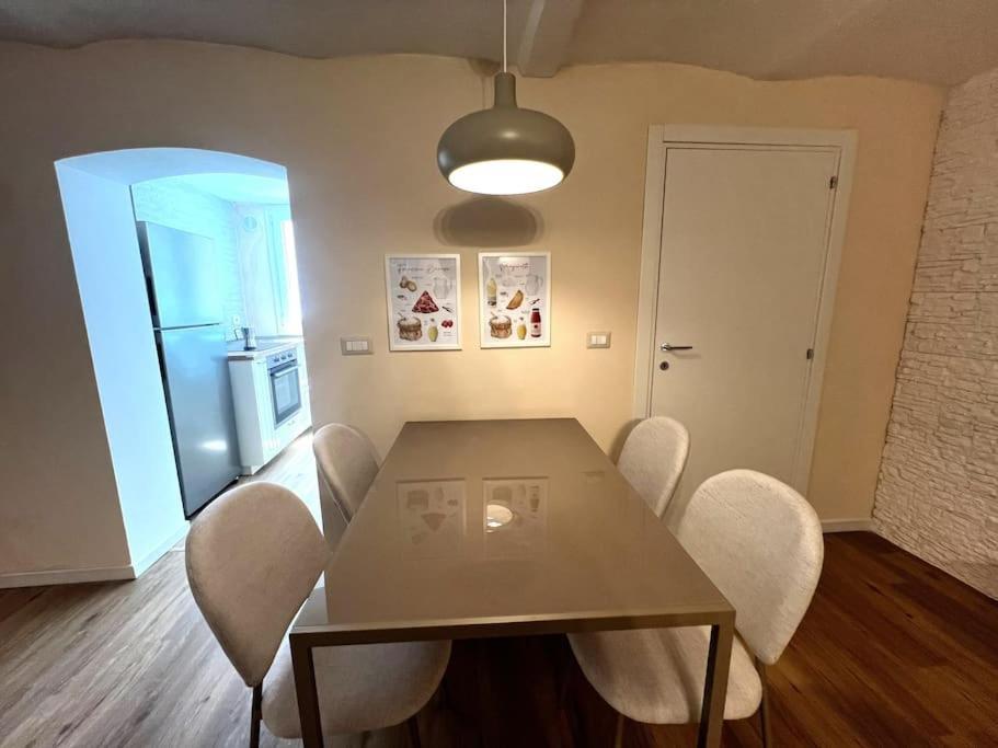 Apartament La Casa Del Papa Bari Zewnętrze zdjęcie